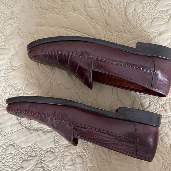 Men’s Tommy Bahama loafers